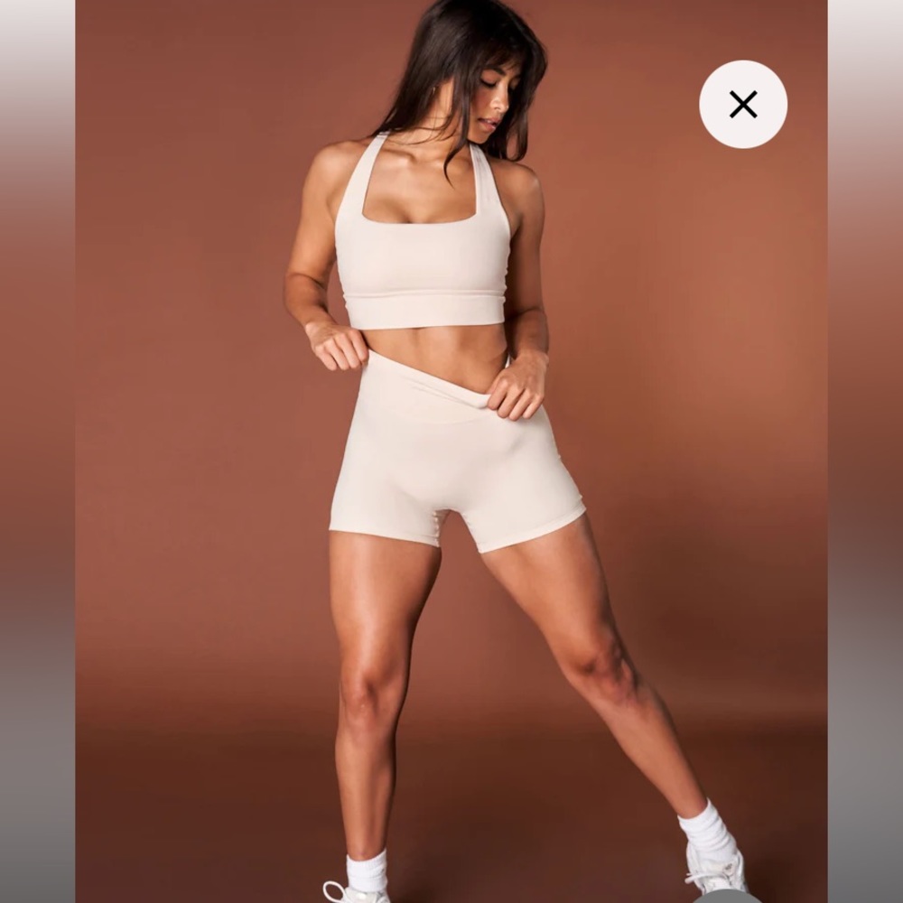 Buffbunny Legacy Short 4”